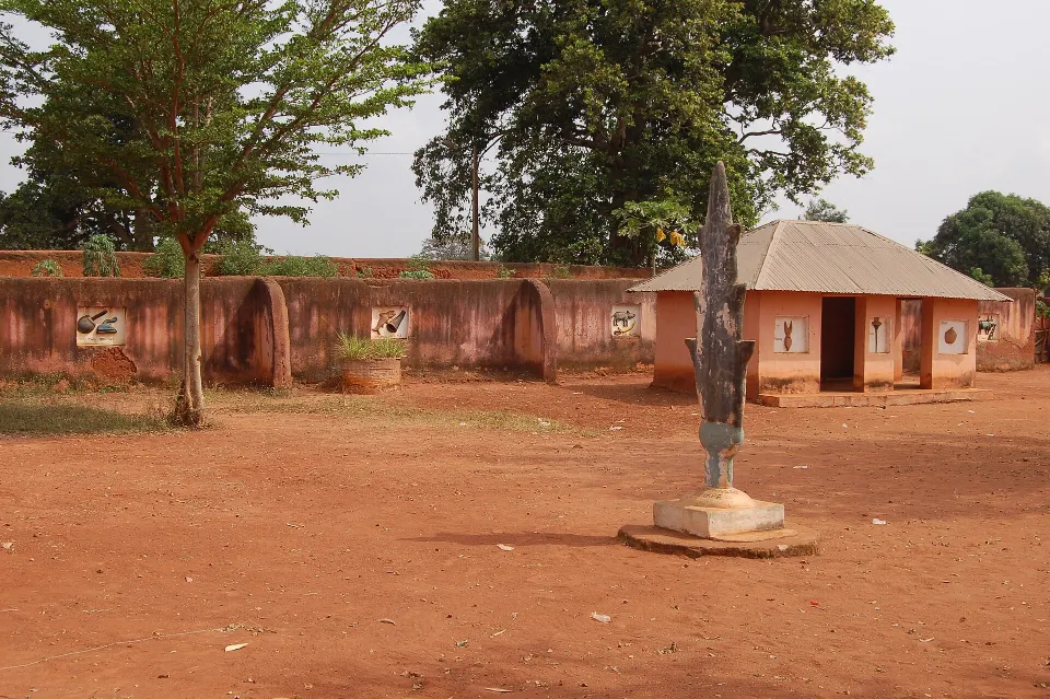 Benin Classic