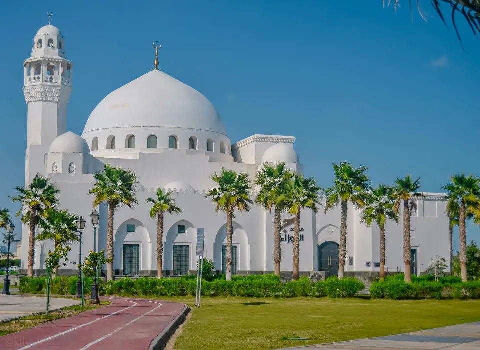 Muscat, Nizwa & Wahiba Sands
