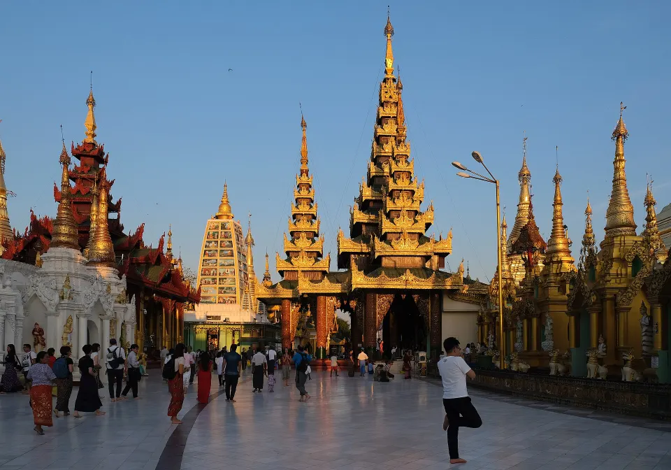 Yangon & Inle Lake
