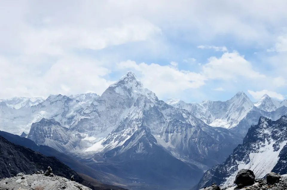Delhi, Agra & Manali