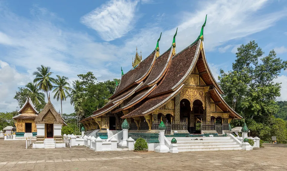Laos trip from India: Luang Prabang, Vang Vieng and Vientiane