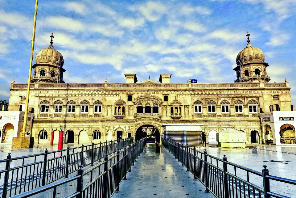 Lahore & Nankana Sahib