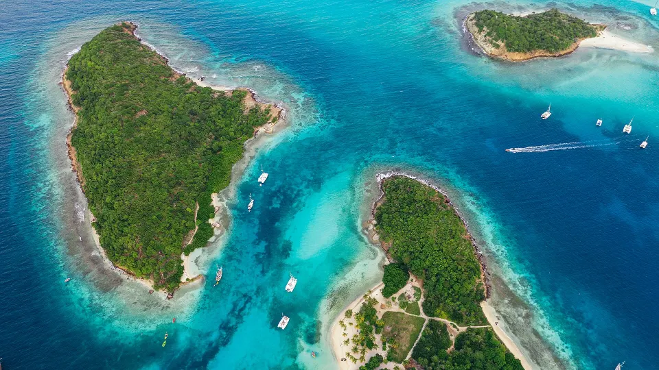 Kingstown & Bequia